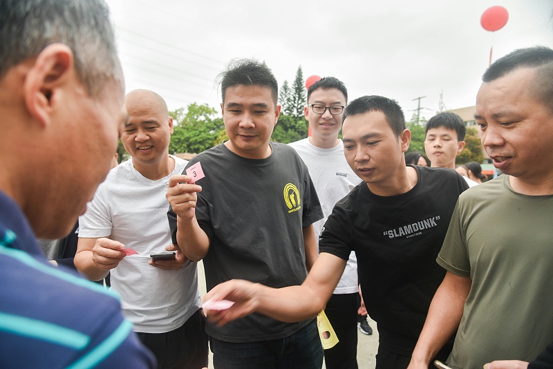 趣味运动会 | 乐享运动，嗨翻全场！