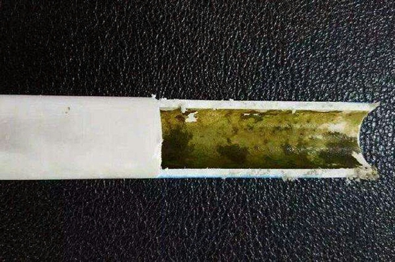 受污染水管
